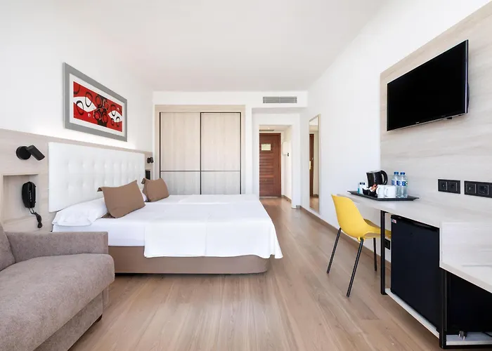 Отель Alexandre Gala 4*