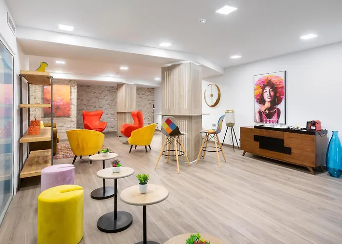 Отель Alexandre Gala